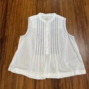 NEW Gap Size M White Sleeveless Embroidered Button Blouse Striped Cotton